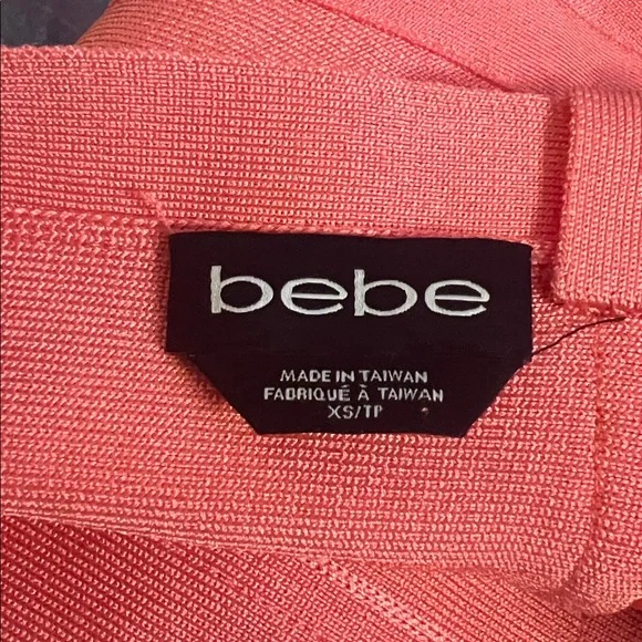 Bright Pink mini Skirt Bebe size XS - Picture 4 of 5